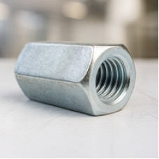 Соединительная удлиненная гайка ОЦ М4 кор. 25 кг DIN 6334