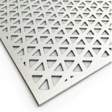 Перфорированный нержавеющий лист с треугольными отверстиями 3.5x4.7x3.5 мм 0.35 мм 1000x2000 мм AISI 430 ГОСТ Р 58602-2019